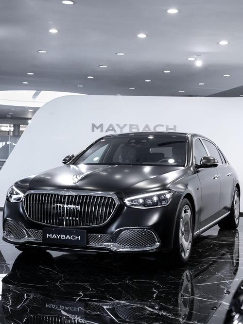 佛山48岚图汽车的售后服务让用户无忧出行，迈巴赫未来的豪华车趋势