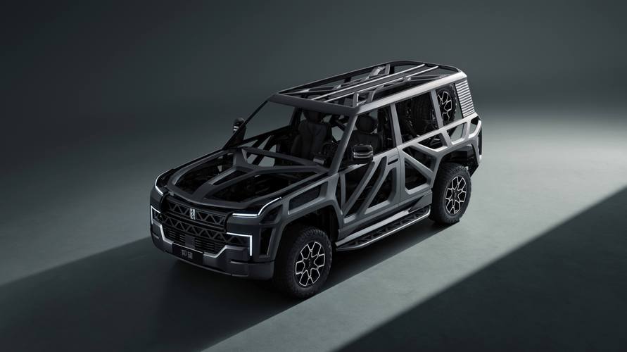 佛山48仰望U8硬派越野的科技魅力，国能汽车对传统燃油车市场的冲击